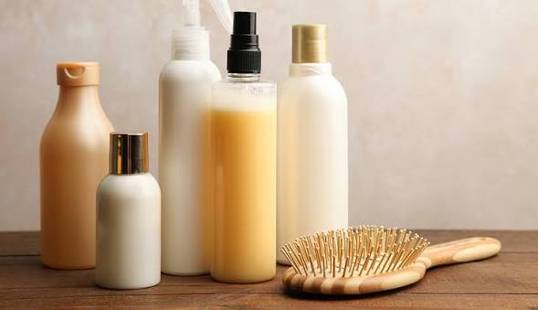 Cepillo y productos para el cuidado del cabello
